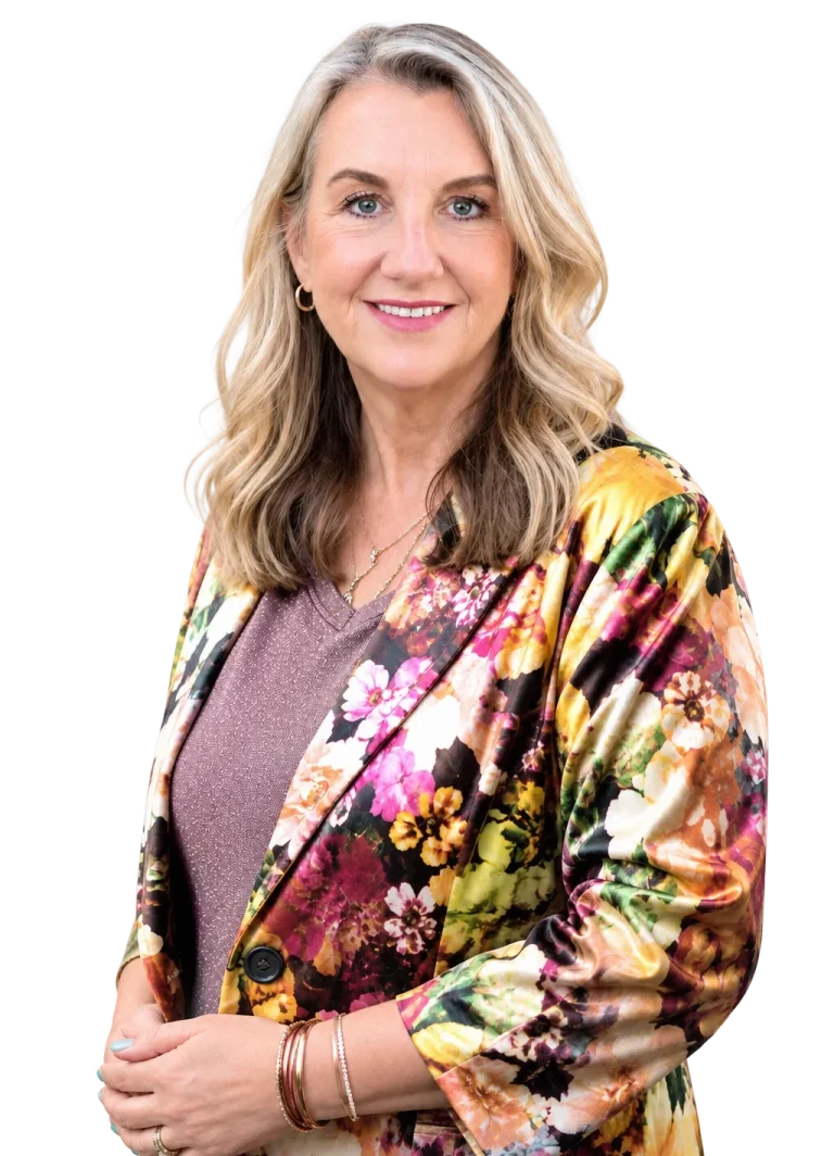 Tara Sinclair, career coach and resume writer at My Job Mentor